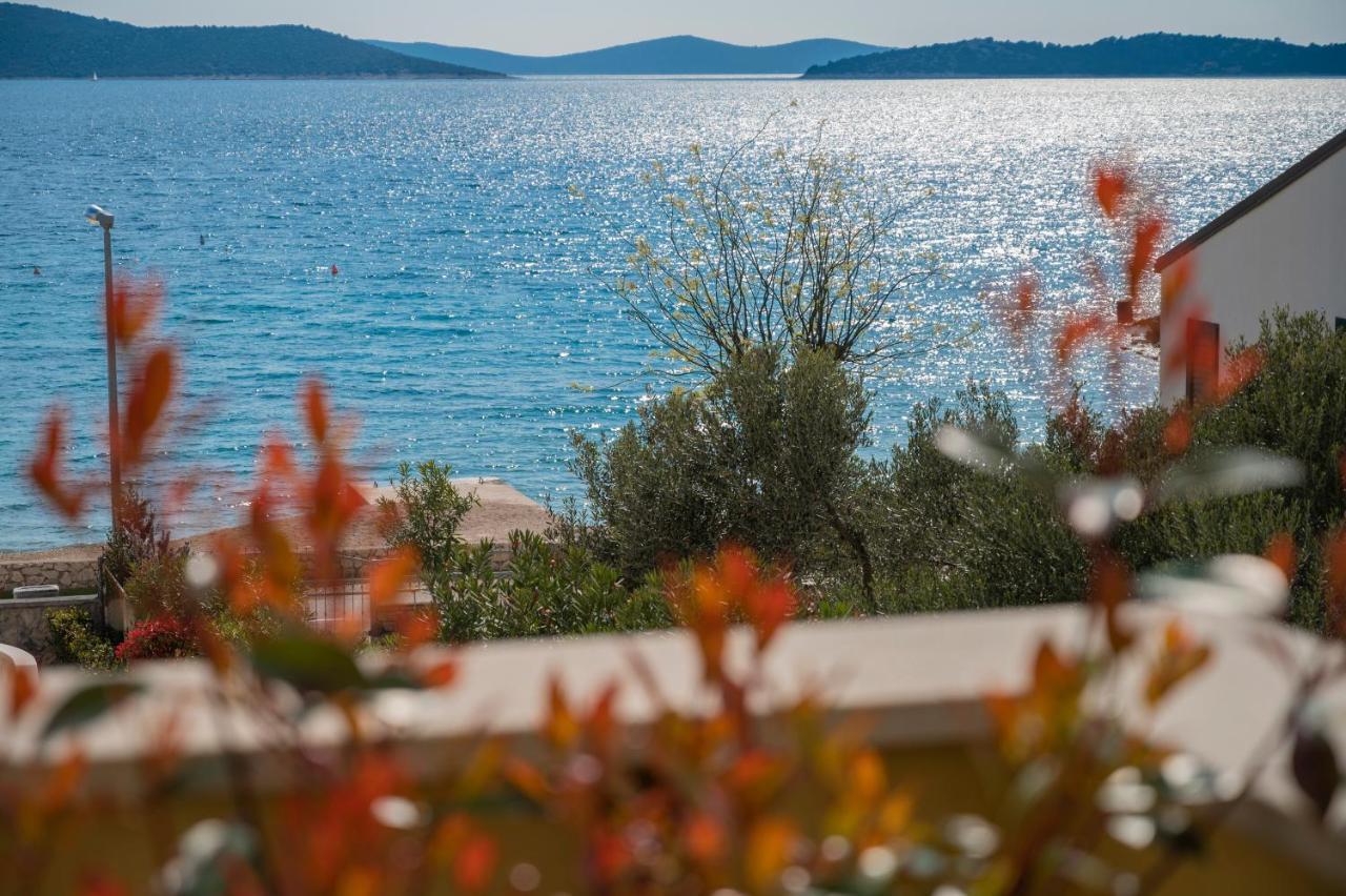 Beach Apartments Marijana Водице Экстерьер фото